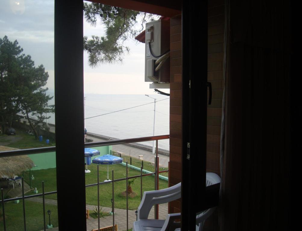 Guest House Rusalka Kobuleti Luaran gambar