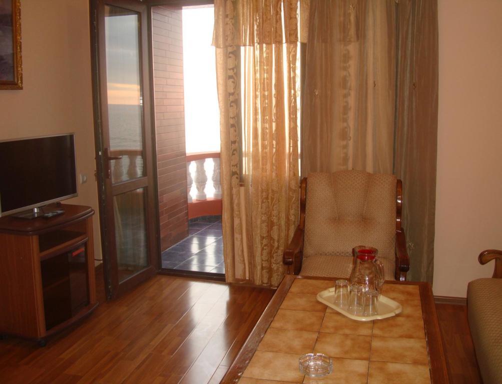 Guest House Rusalka Kobuleti Luaran gambar