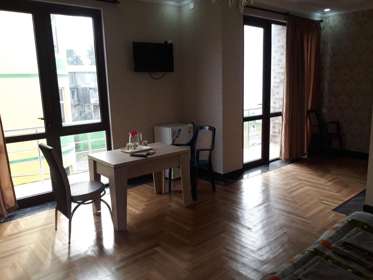 Guest House Rusalka Kobuleti Luaran gambar